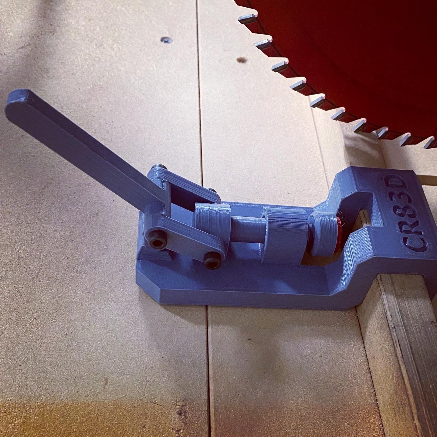 Free STL file Radial Arm Saw Fence Stop 💪 ・3D print object to download